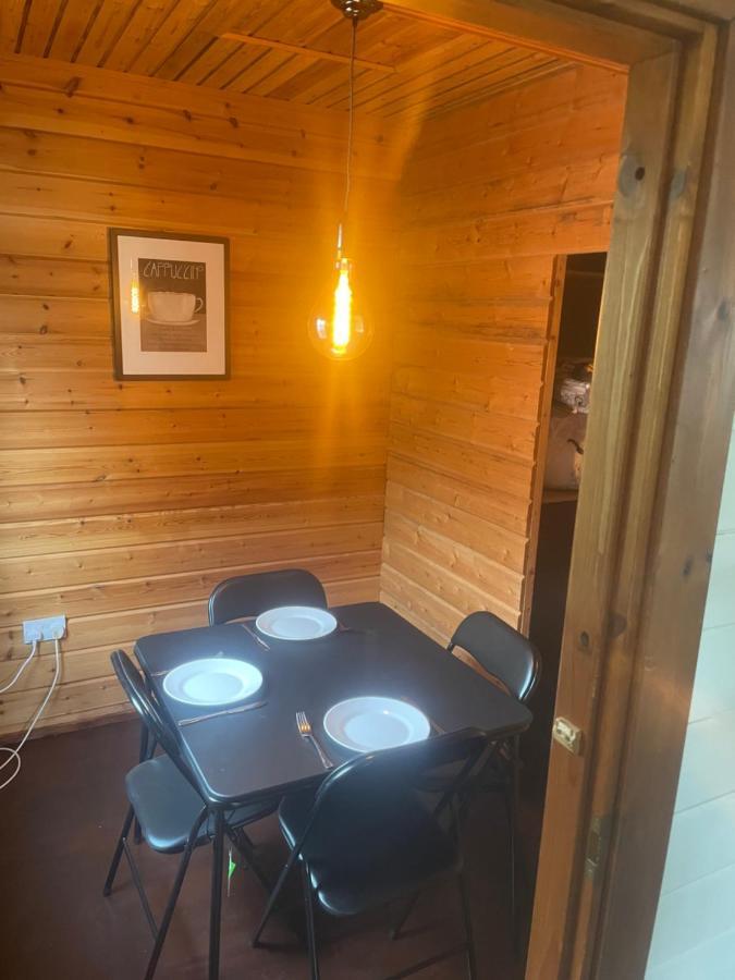 Hôtel Luxury Glamping At The Riverside à Skegness Extérieur photo