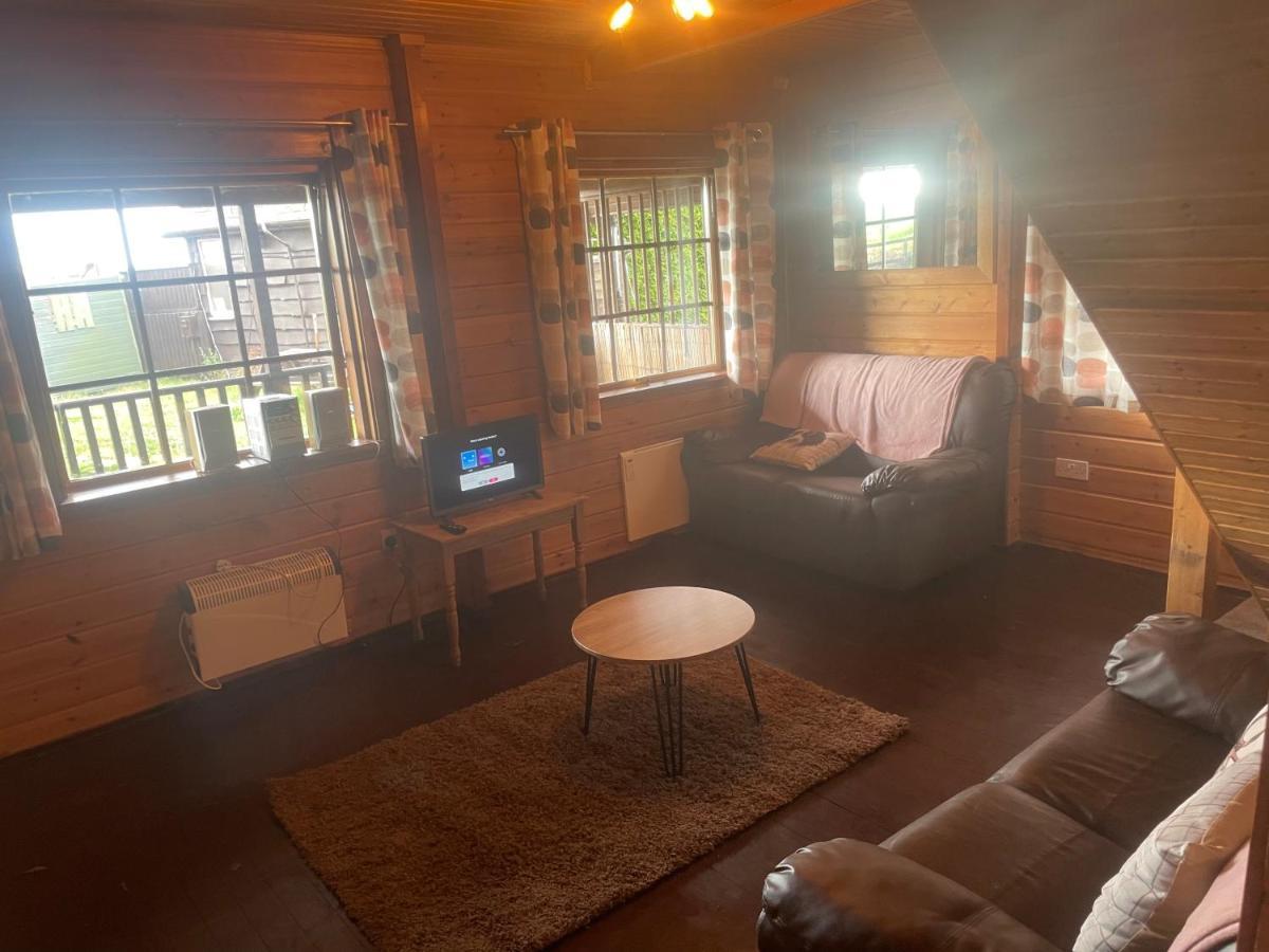 Hôtel Luxury Glamping At The Riverside à Skegness Extérieur photo