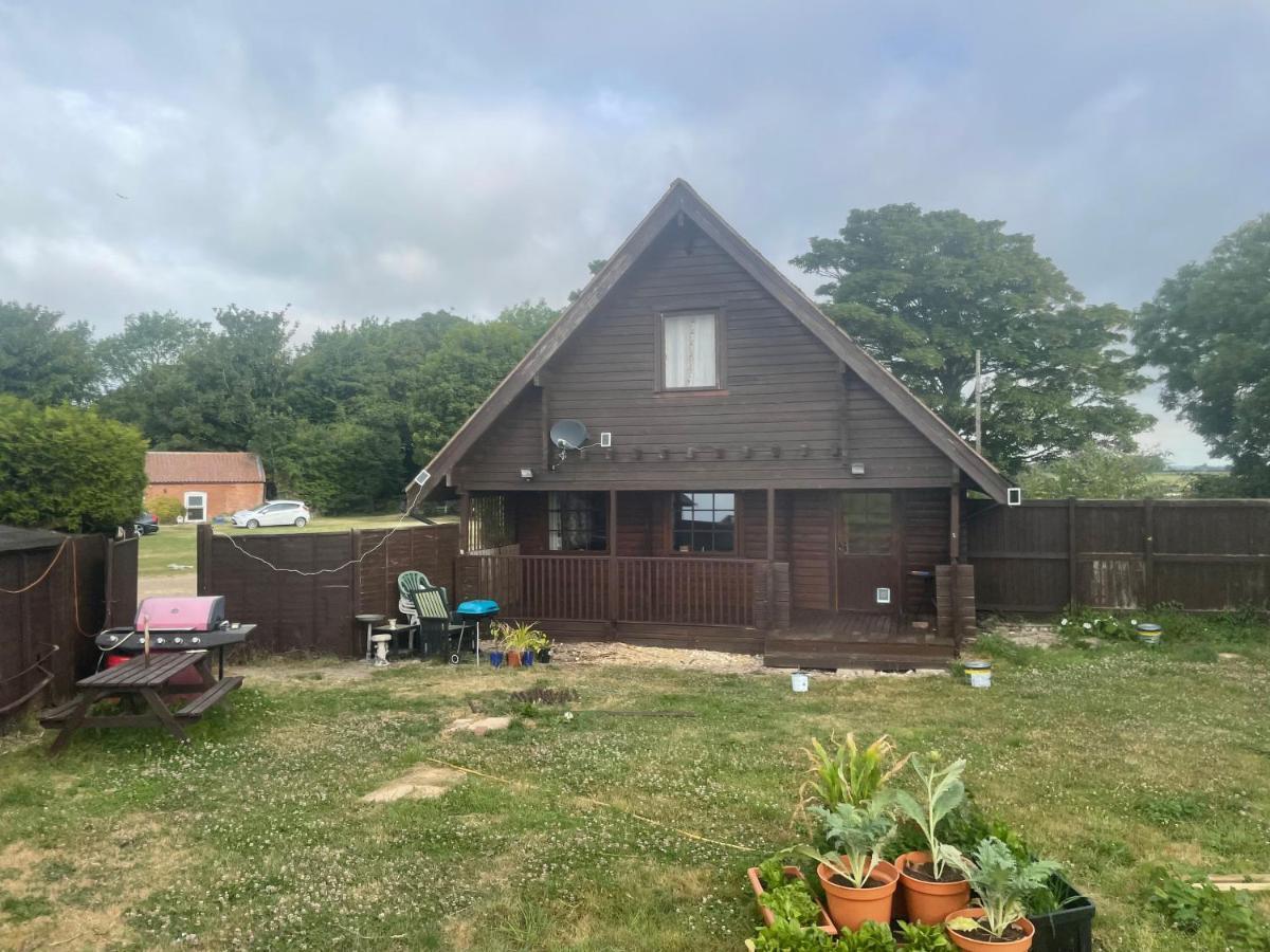 Hôtel Luxury Glamping At The Riverside à Skegness Extérieur photo