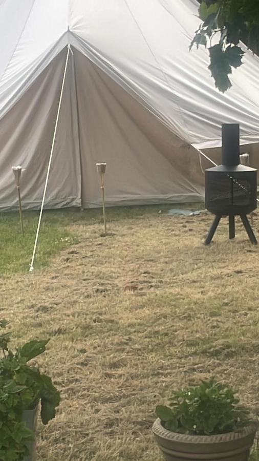 Hôtel Luxury Glamping At The Riverside à Skegness Extérieur photo