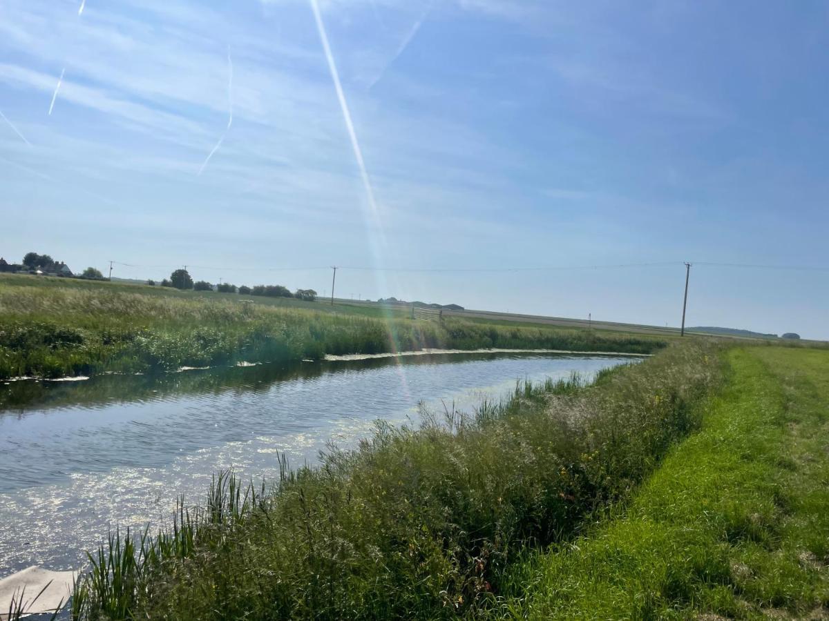 Hôtel Luxury Glamping At The Riverside à Skegness Extérieur photo