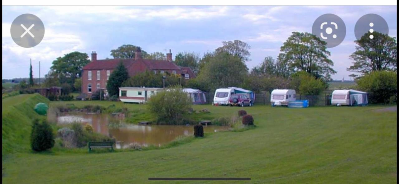Hôtel Luxury Glamping At The Riverside à Skegness Extérieur photo
