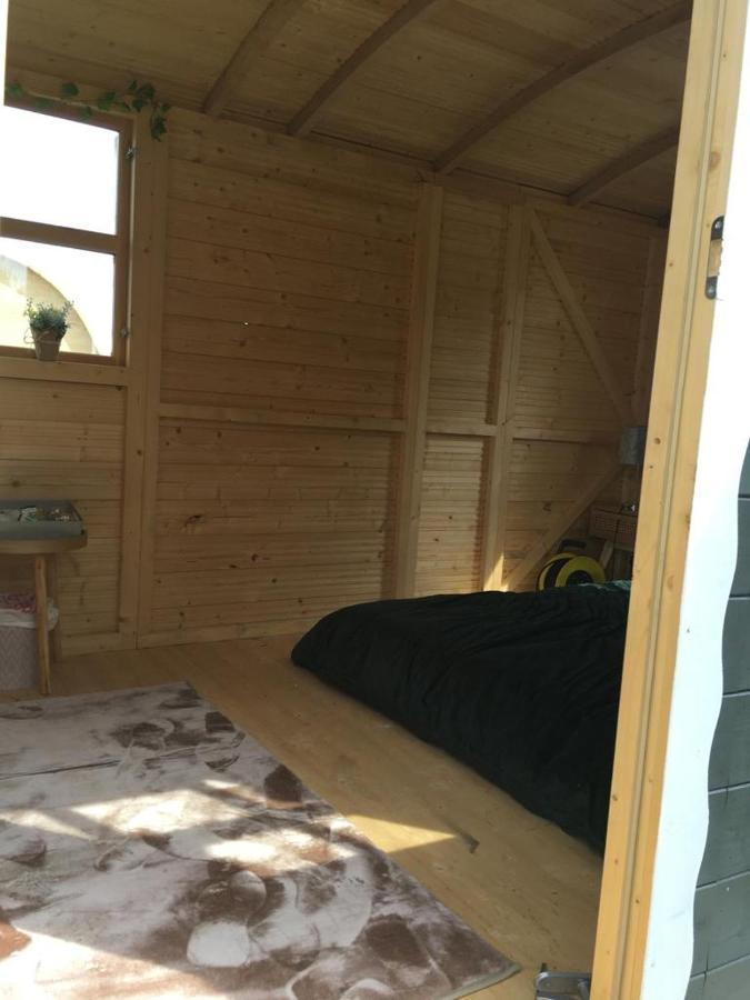 Hôtel Luxury Glamping At The Riverside à Skegness Extérieur photo